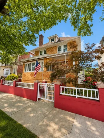 $1,189,999 | 94-40 Springfield Boulevard | Queens Village
