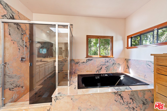 6653 Zumirez Drive Malibu, CA 90265 - Photo 34 of 50