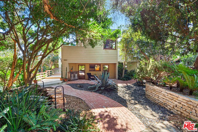 6653 Zumirez Drive Malibu, CA 90265 - Photo 37 of 50