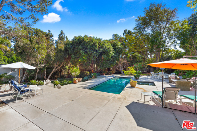 6653 Zumirez Drive Malibu, CA 90265 - Photo 38 of 50