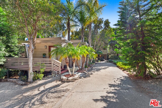 6653 Zumirez Drive Malibu, CA 90265 - Photo 43 of 50