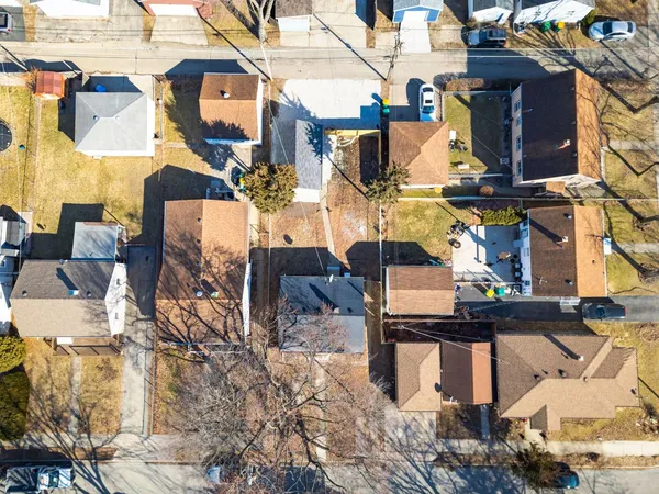 $224,900 | 222 Park Drive, Joliet, IL 60436