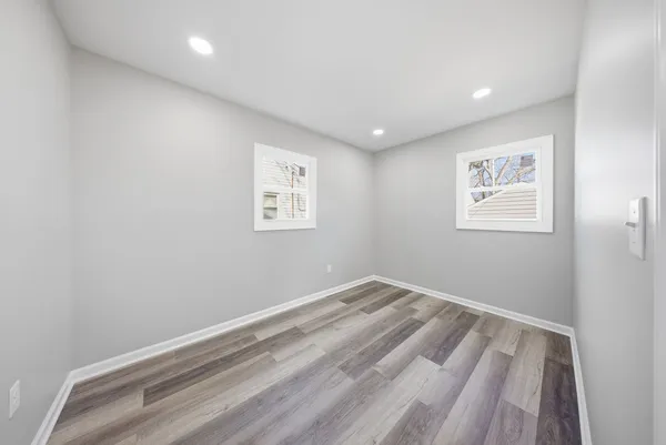 $224,900 | 222 Park Drive, Joliet, IL 60436