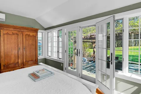 $2,150,000 | 17 Oakdale Drive, Edgartown, MA 02539