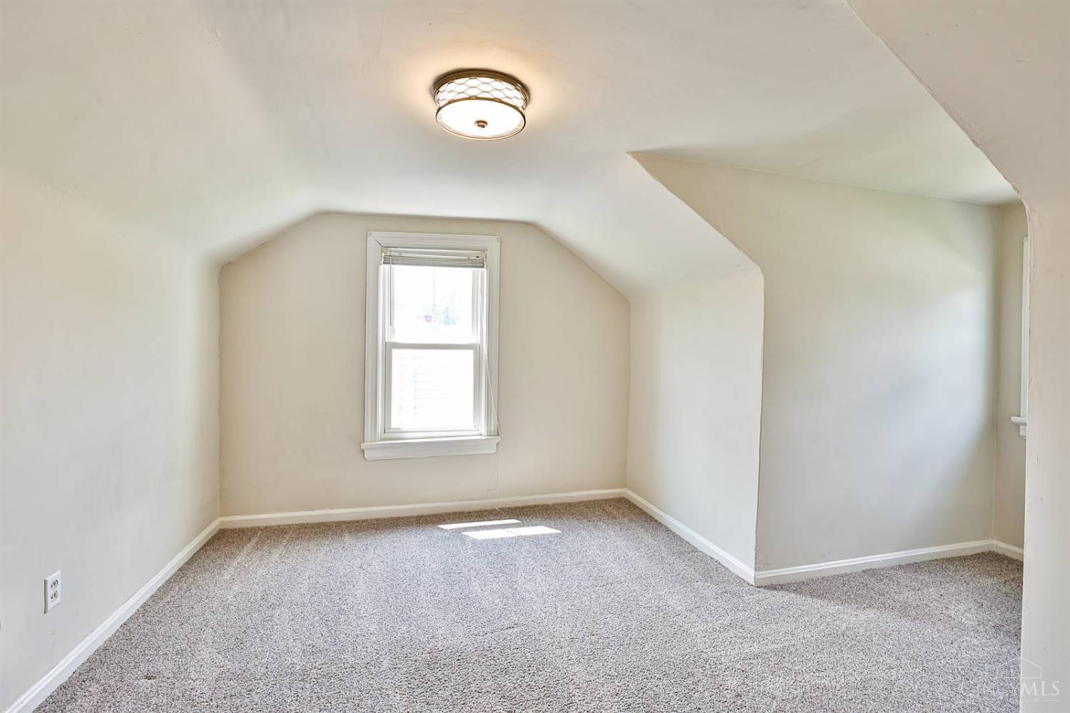 4633 Hunt Road Blue Ash, OH 45242 - Photo 22 of 32