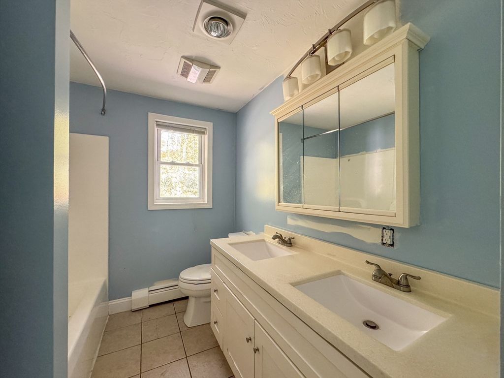 177 Gore Road Webster, MA 01570 - Photo 13 of 24