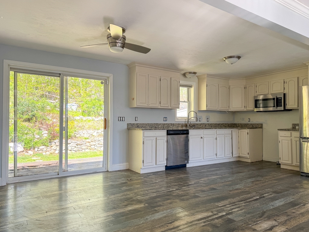 177 Gore Road Webster, MA 01570 - Photo 8 of 24