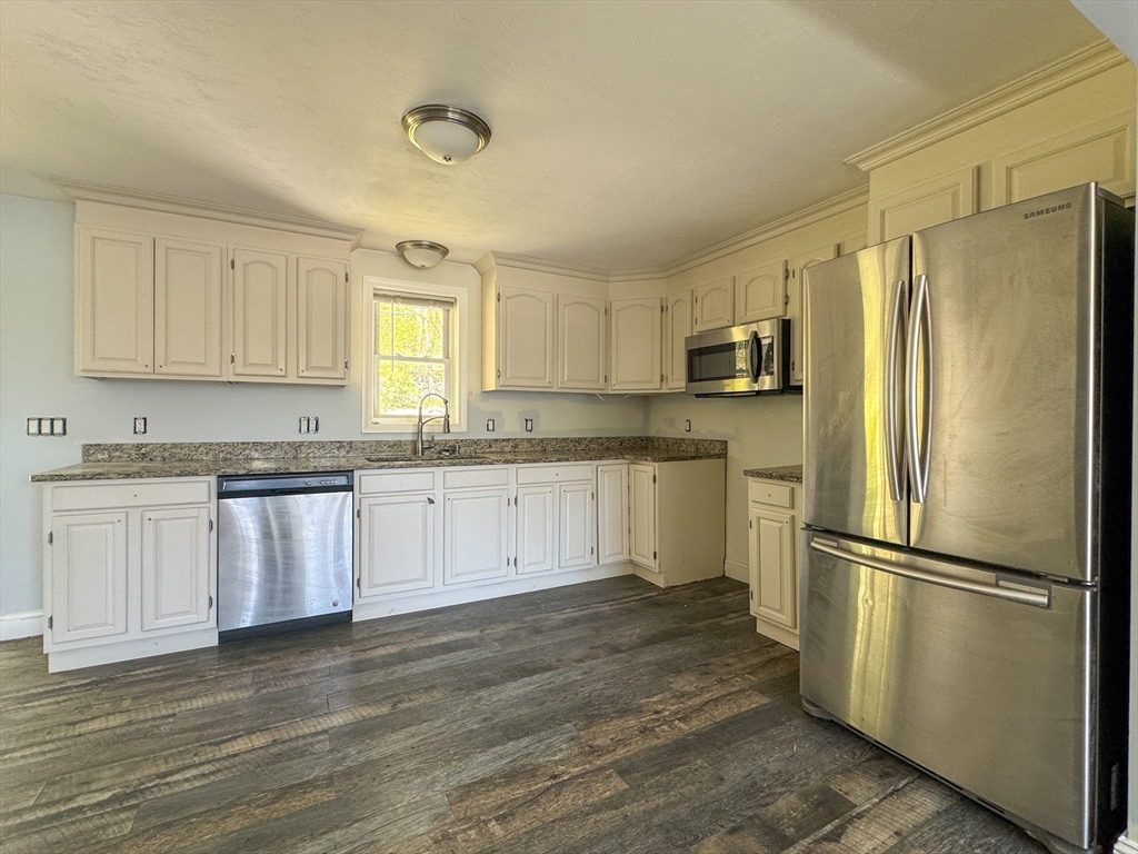 177 Gore Road Webster, MA 01570 - Photo 10 of 24