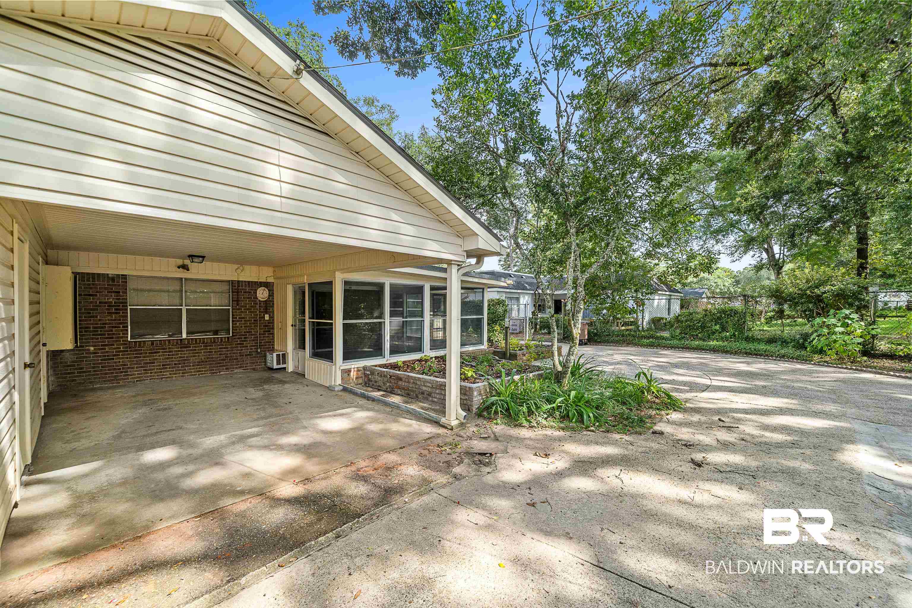 2308 Lantern Lane West Mobile, AL 36693 - Photo 27 of 29 Carport