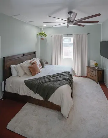 $4,000 | 4739 Baywood Point South, Gulfport, FL 33711