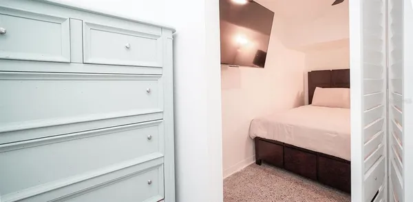 $4,000 | 4739 Baywood Point South, Gulfport, FL 33711