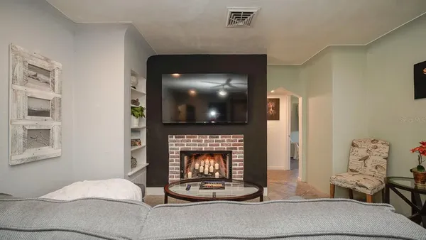 $4,000 | 4739 Baywood Point South, Gulfport, FL 33711