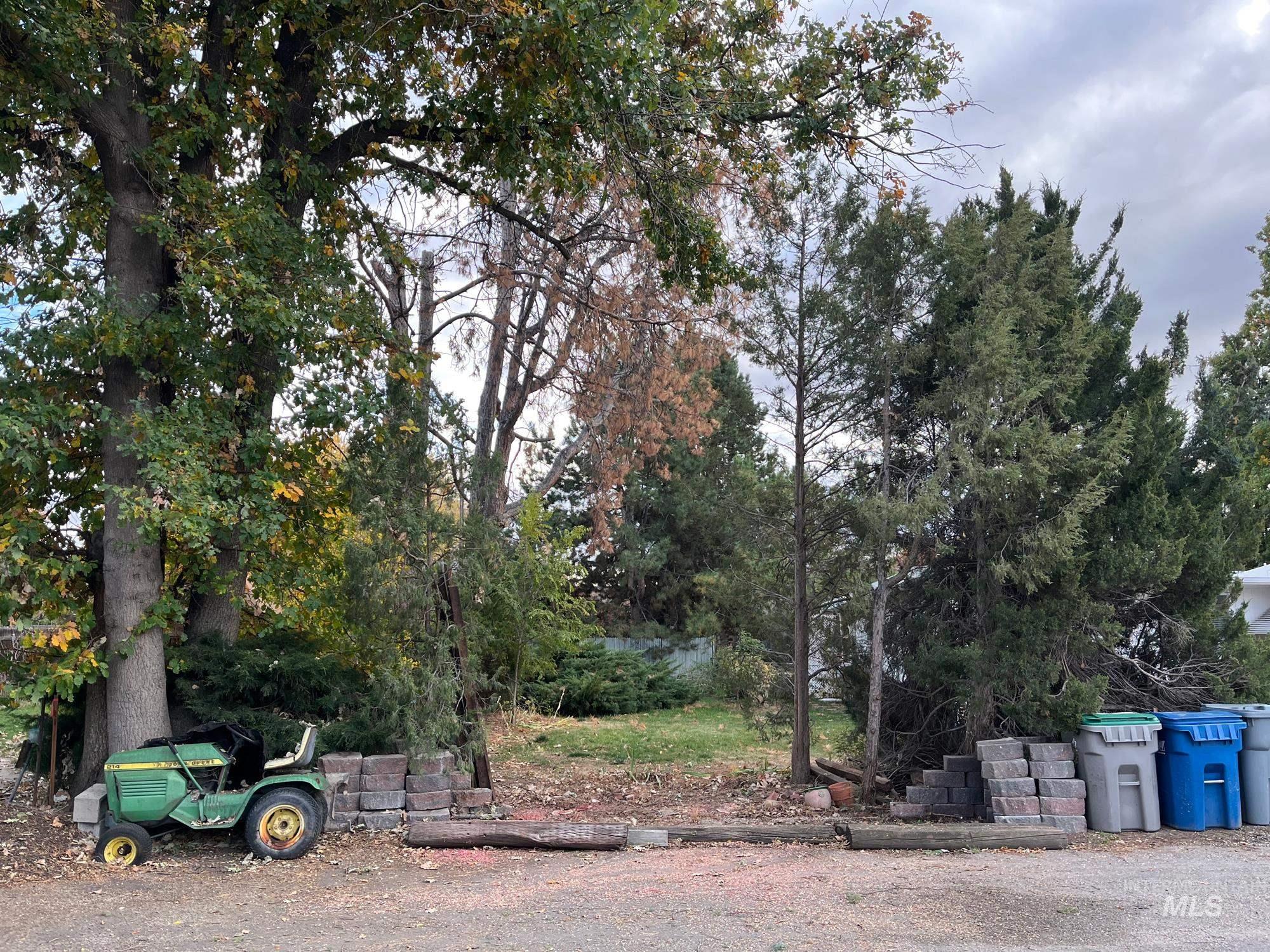 601 West Beeson Street Boise, ID 83706 - Photo 2 of 5