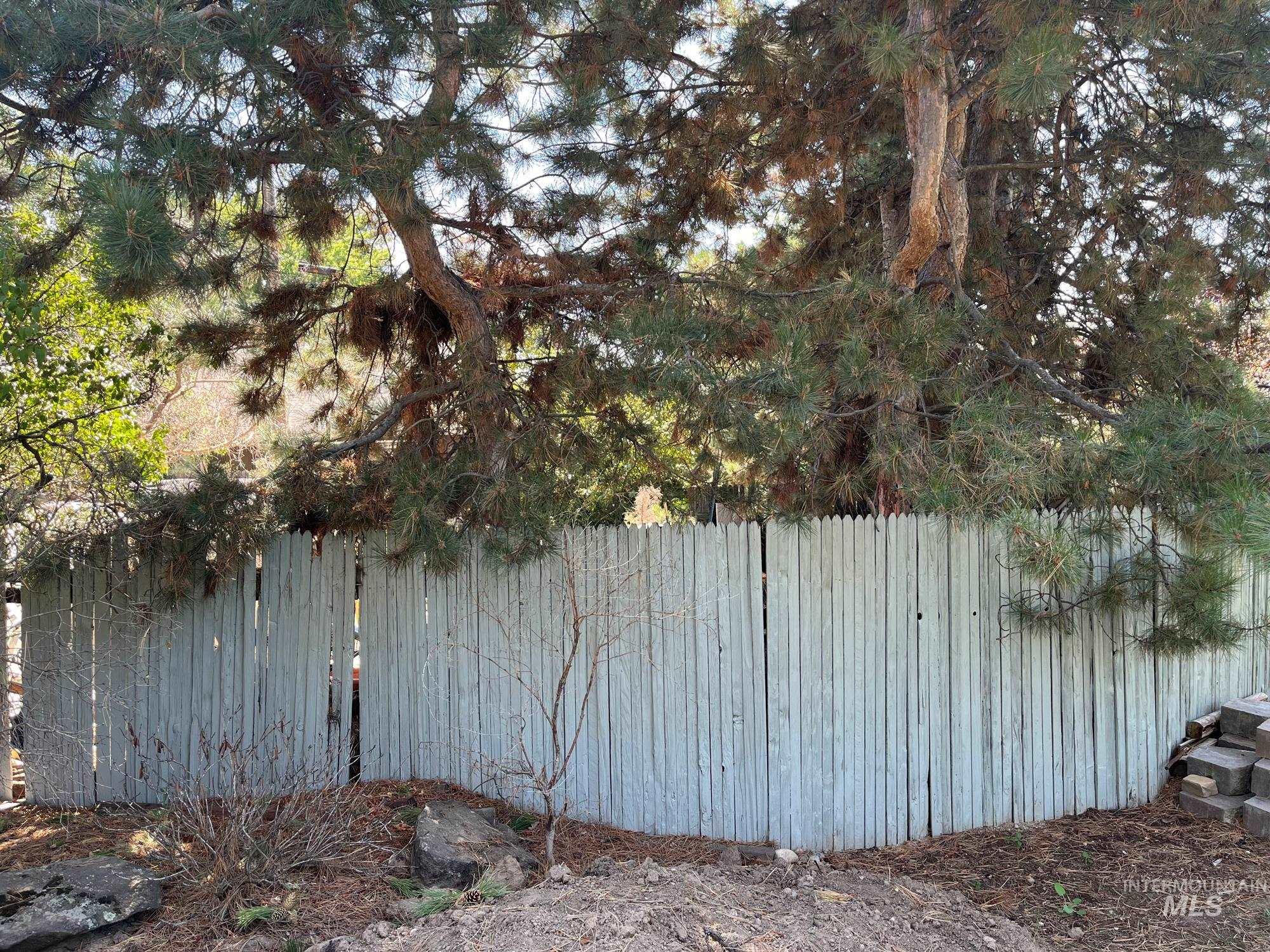 601 West Beeson Street Boise, ID 83706 - Photo 3 of 5 Exterior space