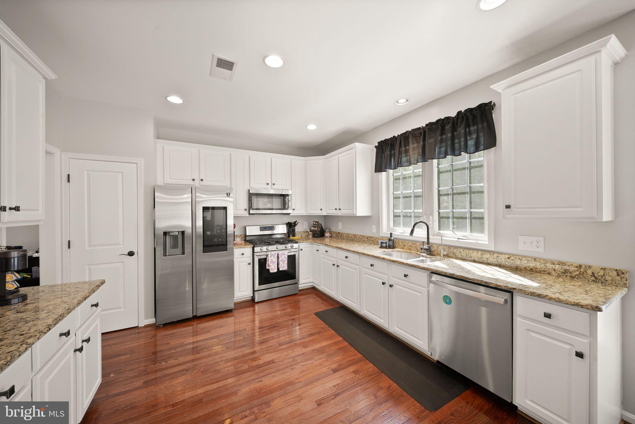 7705 Ridgepark Court Springfield, VA 22153 - Photo 18 of 78
