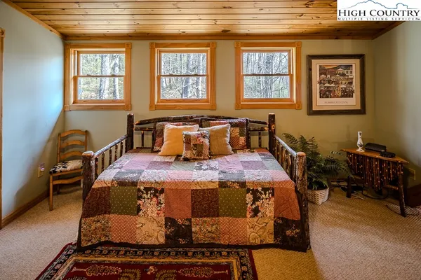 $850,000 | 632 Vista Ridge Road, West Jefferson, NC 28694