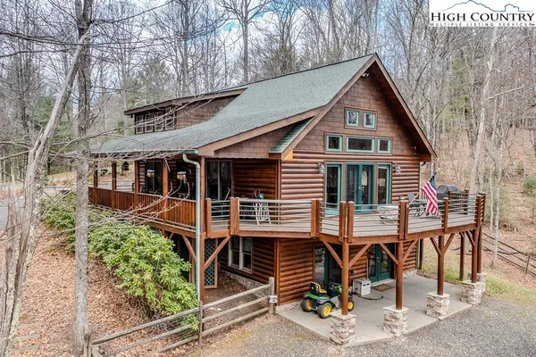 $850,000 | 632 Vista Ridge Road, West Jefferson, NC 28694
