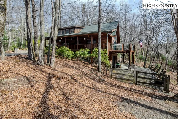 $850,000 | 632 Vista Ridge Road, West Jefferson, NC 28694