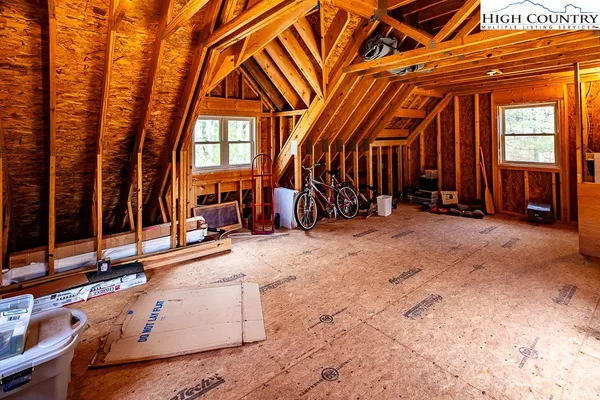 $850,000 | 632 Vista Ridge Road, West Jefferson, NC 28694
