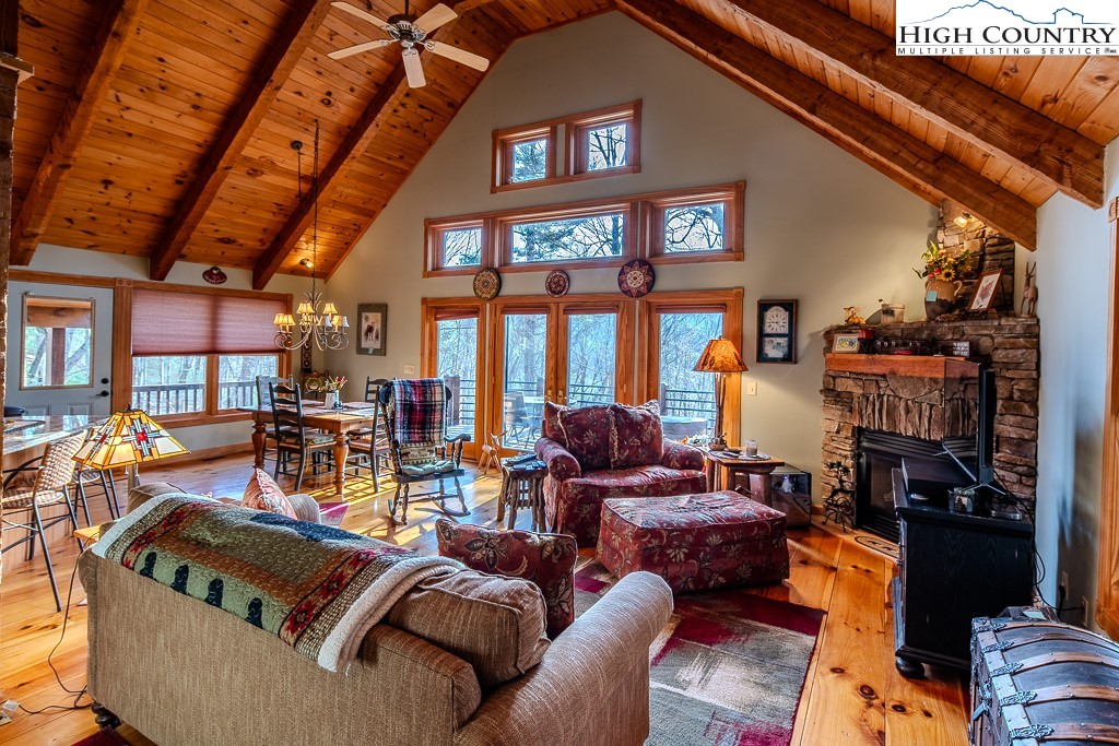 632 Vista Ridge Road West Jefferson, NC 28694 - Photo 7 of 45