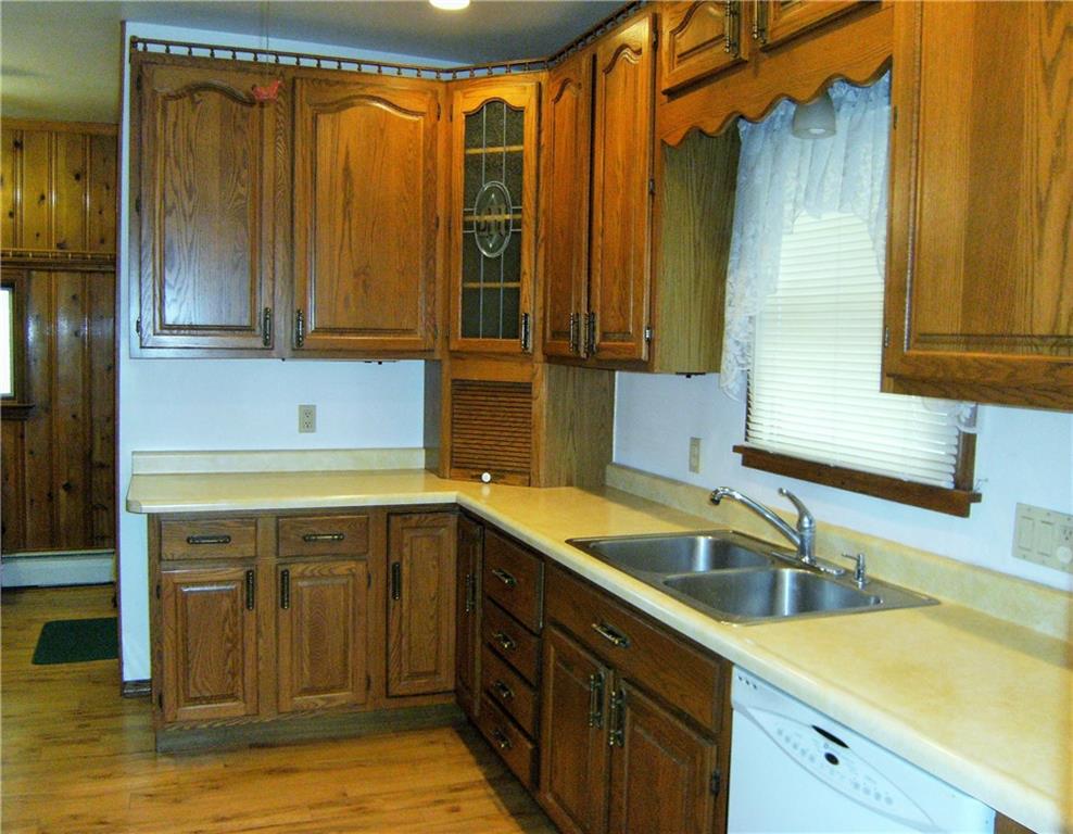 2733 Middletown Road Pittsburgh, PA 15205 - Photo 9 of 25 Kitchen Looking Towards Breakfast Room