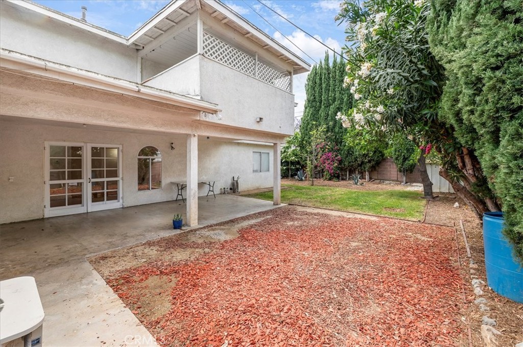 1128 South Parton Street Santa Ana, CA 92707 - Photo 28 of 32 a view of a house with a backyard