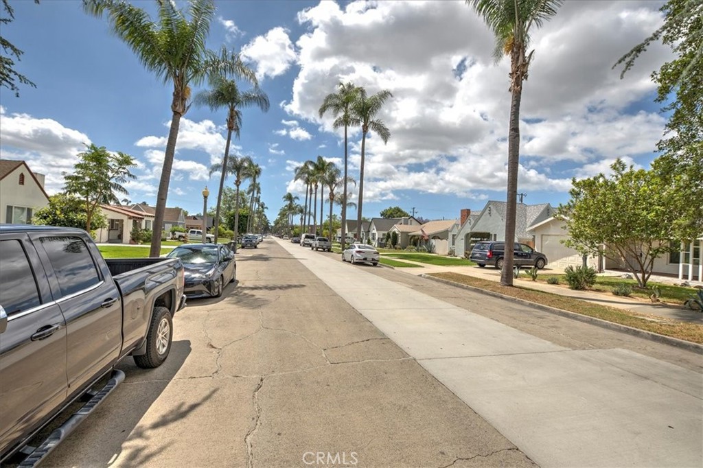 1128 South Parton Street Santa Ana, CA 92707 - Photo 31 of 32 a view of a city street from a patio