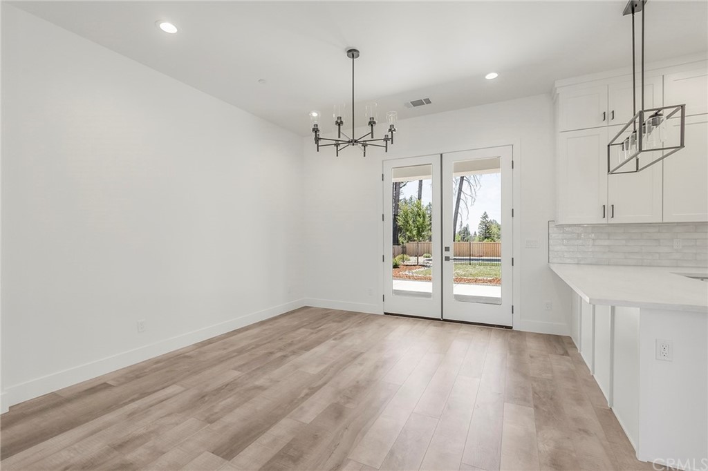 1830 Apple View Way Paradise, CA 95969 - Photo 25 of 75 a view of a room with wooden floor and windows