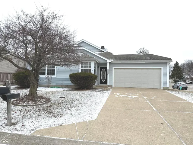 $260,000 | 7943 Cardinal Cove West, Indianapolis, IN 46256