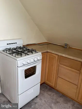 $1,195 | 6036 Edmondson Avenue, Baltimore, MD 21228