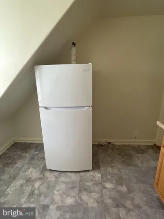 $1,195 | 6036 Edmondson Avenue, Baltimore, MD 21228