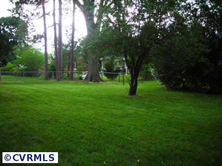1206 Covington Road Colonial Heights, VA 23834 - Photo 2 of 8 Other - back yard