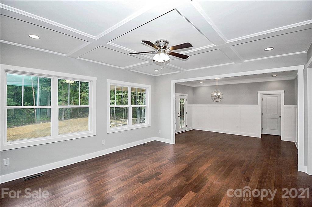 11817 Brief Road Charlotte, NC 28227 - Photo 4 of 40 Gallery Image 4