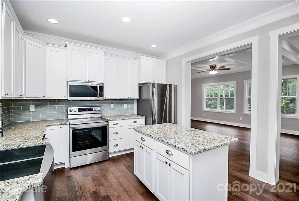 11817 Brief Road Charlotte, NC 28227 - Photo 9 of 40 Gallery Image 9