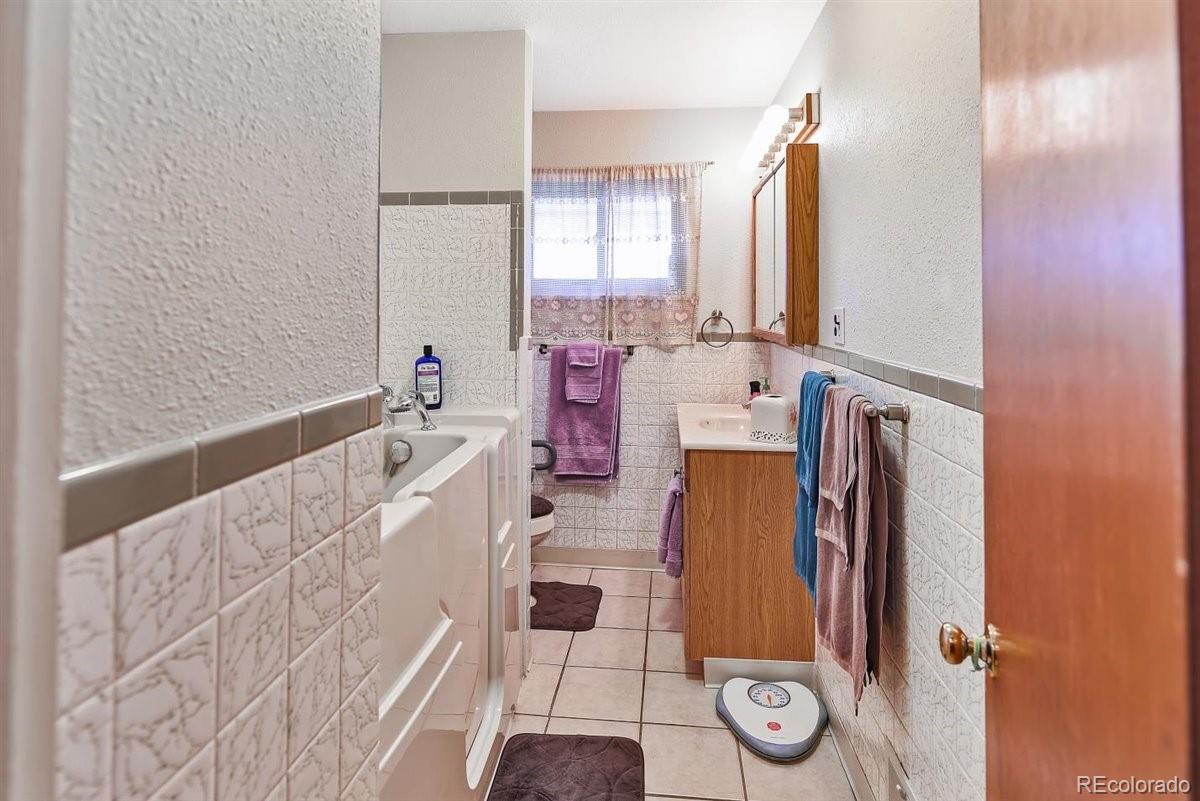 7261 Raritan Street Denver, CO 80221 - Photo 12 of 29 Gallery Image 12
