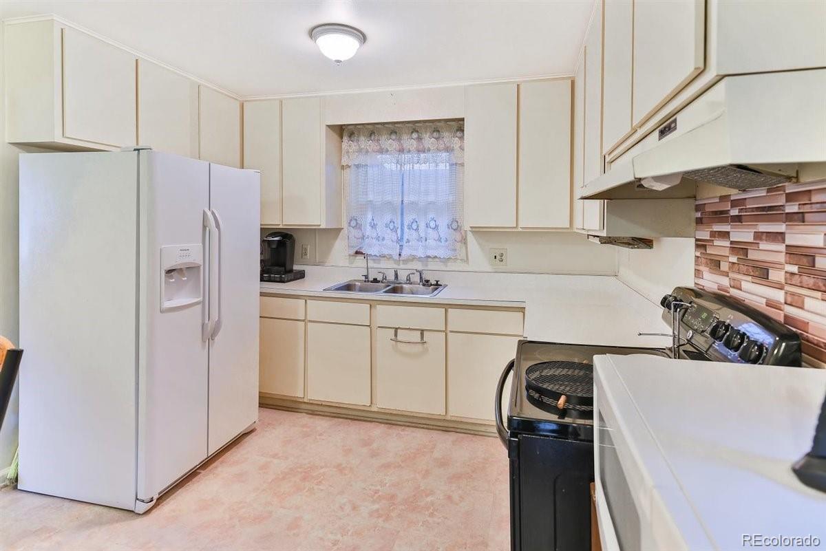 7261 Raritan Street Denver, CO 80221 - Photo 9 of 29 Gallery Image 9