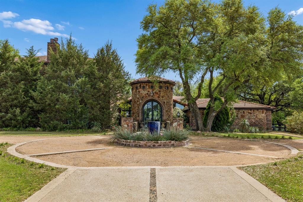 3800 Ranch Estates Drive Plano, TX 75074 - Photo 1 of 40