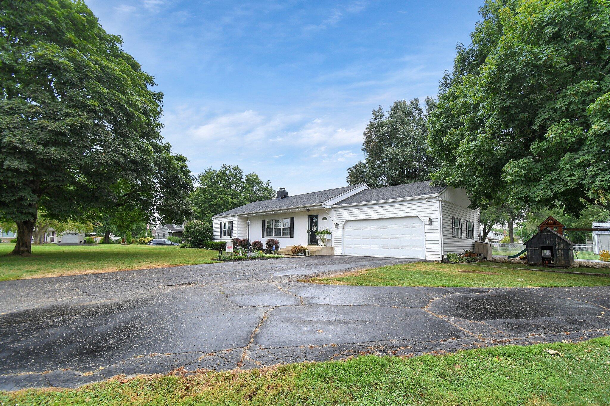 389 Northridge Road Circleville, OH 43113 - Photo 4 of 35 Gallery Image 4