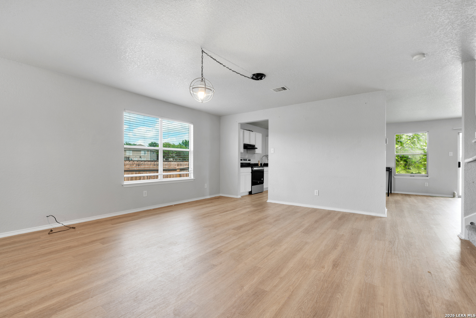 6903 Pecan Fall Converse, TX 78109 - Photo 3 of 24