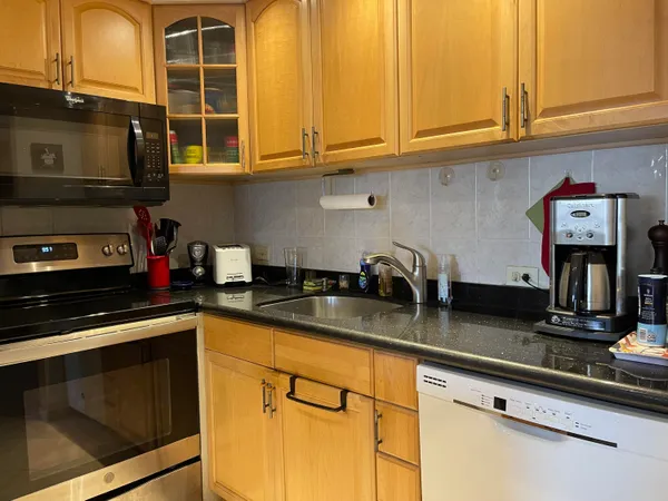 $1,500 | 27 Mansfield F, Boca Raton, FL 33434