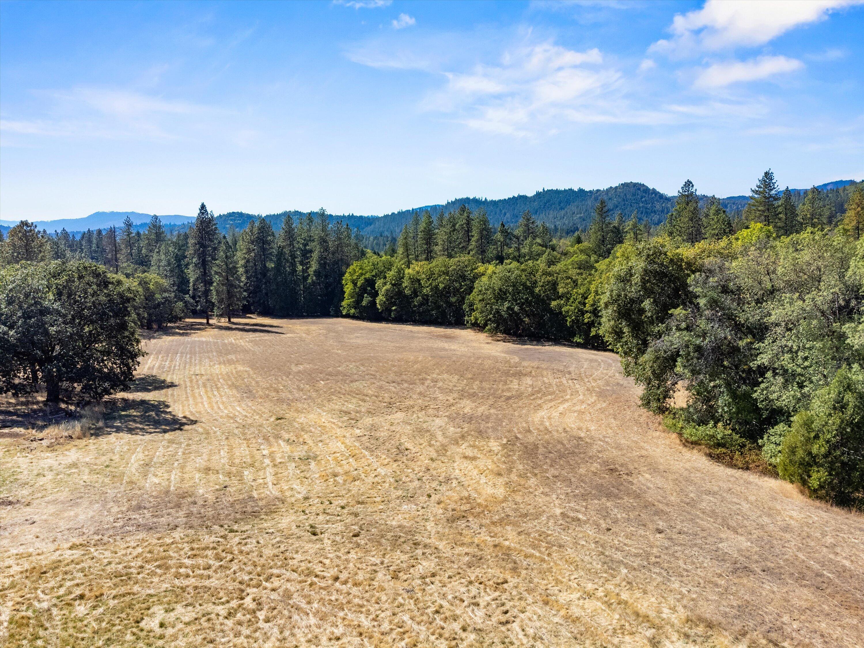 5442 Hugo Road Grants Pass, OR 97526 - Photo 39 of 41 39-5442 Hugo Rd-39