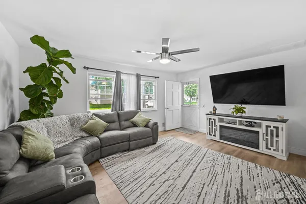 $330,000 | 67 Galewood Drive, Unit B, Old Bridge, NJ 07747