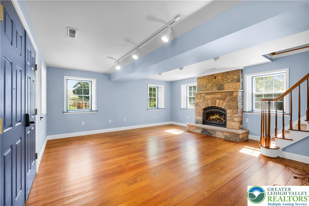 8048 Valley Road Fogelsville, PA 18051 - Photo 34 of 66 Gallery Image 34