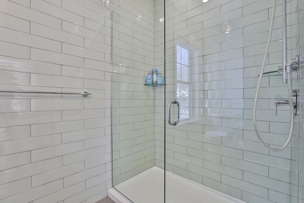 1 Whisper Way Hopkinton, MA 01748 - Photo 25 of 40