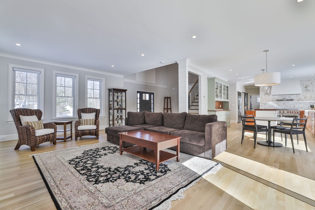 1 Whisper Way Hopkinton, MA 01748 - Photo 6 of 40