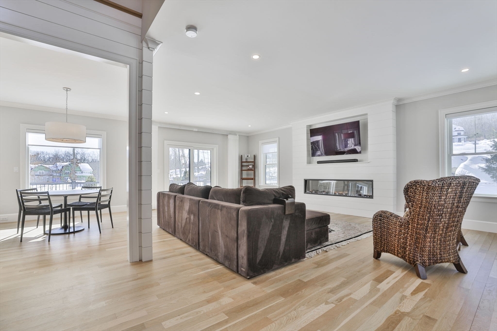 1 Whisper Way Hopkinton, MA 01748 - Photo 10 of 40