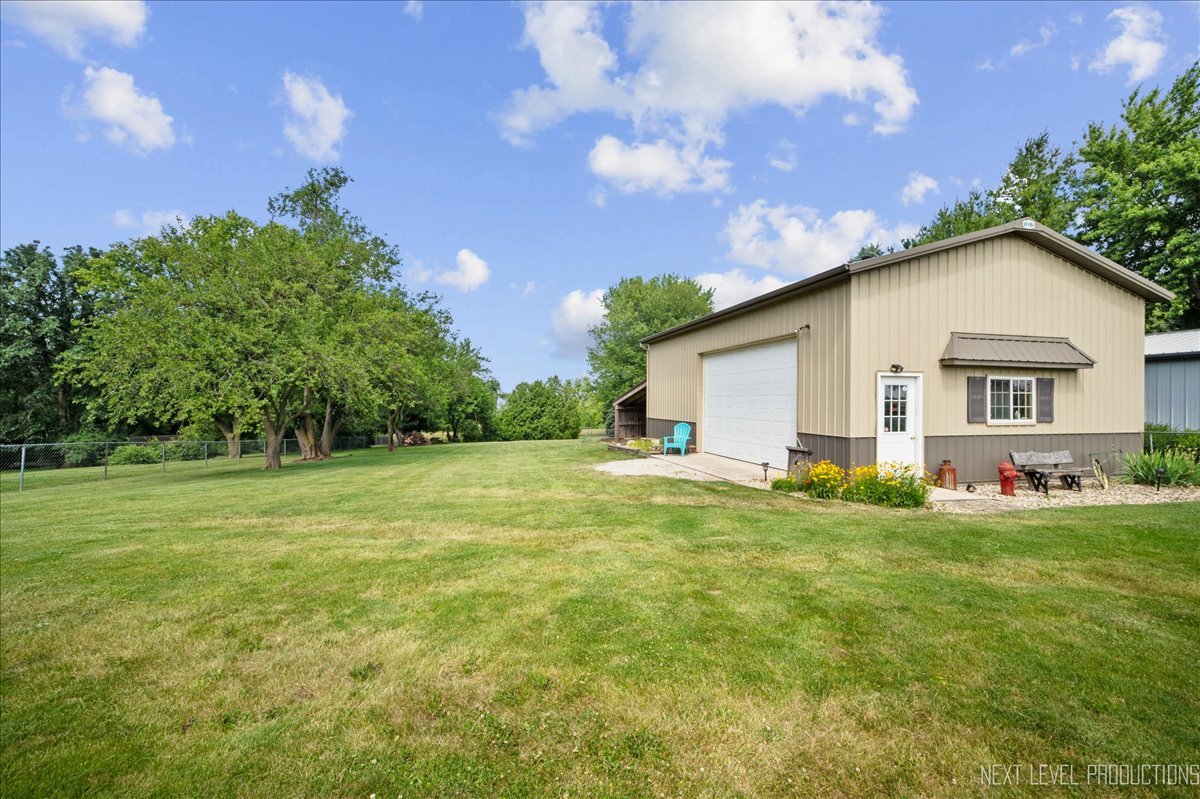 11N604 Tower Road Hampshire, IL 60140 - Photo 28 of 43 Gallery Image 28