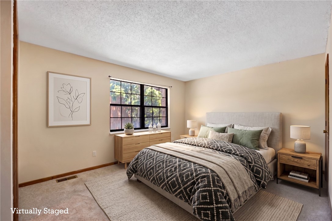 10667 Montgomery Road, Unit 13 Cincinnati, OH 45242 - Photo 15 of 39 Gallery Image 15