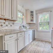3002 Shepperd Road Monkton, MD 21111 - Photo 5 of 15 Kitchen