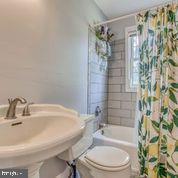 3002 Shepperd Road Monkton, MD 21111 - Photo 7 of 15 Bathroom